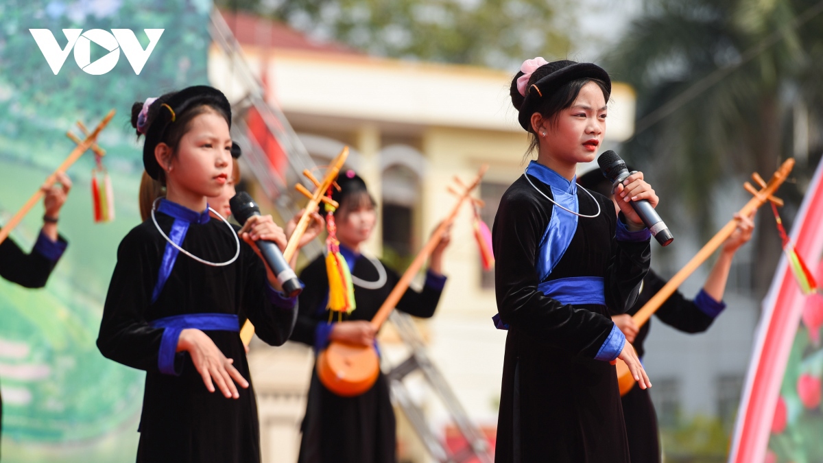 Festival for ethnic minorities excites crowds in northern Vietnam